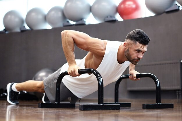 Bodyweight Exercises For Upper Chest: The Horizontal Push-up.